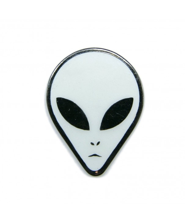 Alien Face Lapel Pin finish